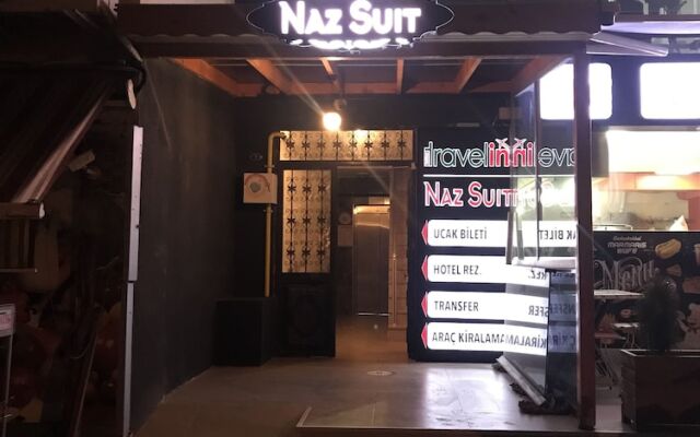 Naz Suit