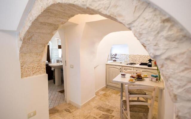Trullo Giardino Fiorito