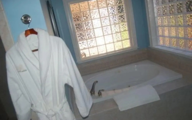 Serenity Pointe Bed and Breakfast