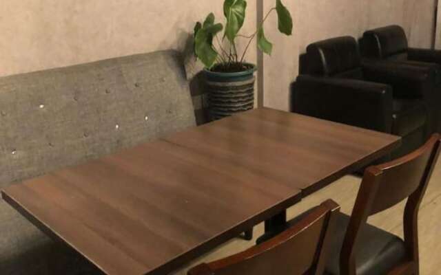 Taman Daun Tenggilis DI KOPII