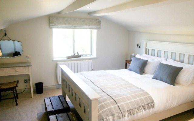 Manor Farm-MK