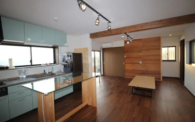 taiza house