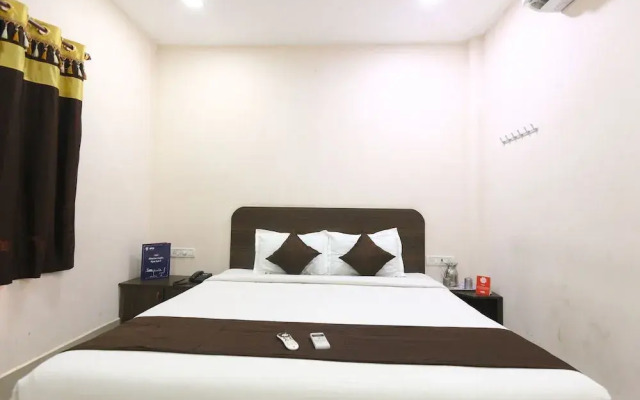 OYO Flagship 1246 Raaj Residency