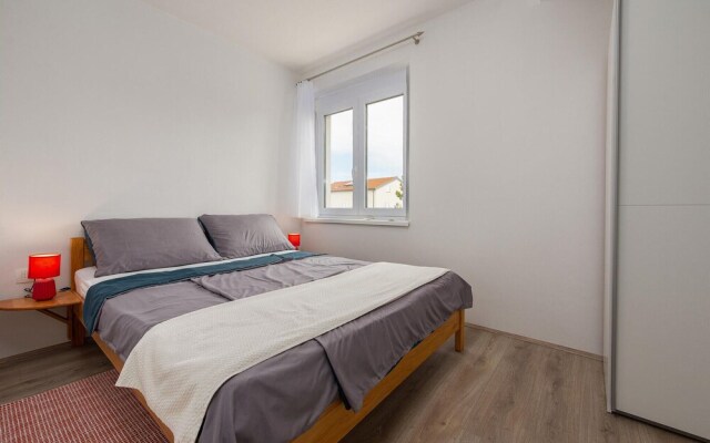 Nice Apartment in Bibinje With Wifi and 1 Bedrooms