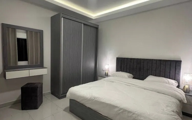 JRE Cozy Home Near All Services 19