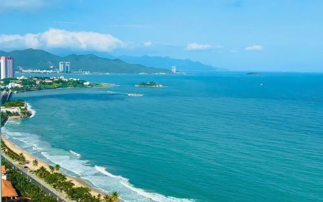 Gold Coast Apartment