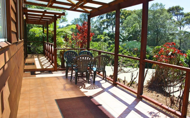 Ahstyk Cottage