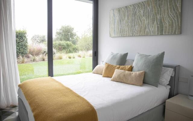 Luxurious Golf Villa La Vinya 5