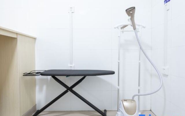 Yeste Hotel (Liuzhou Sunshine 100)