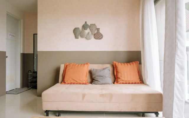 Room-spacious Barkada Gathering