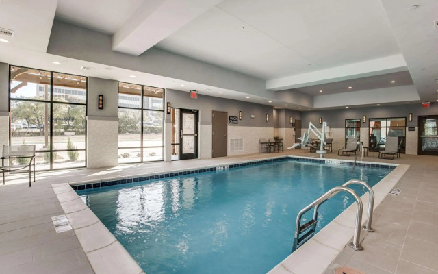 Hampton Inn & Suites North Dallas Central Expy