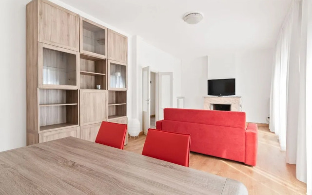 Santa Rita Roomy Apartment