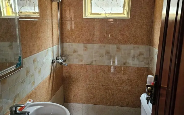 Quiet Apartment With Fast Wifi - Kisaasi Kampala