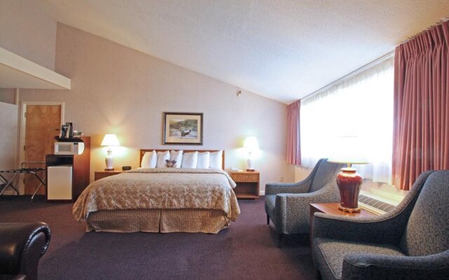 Fireside Inn & Suites Waterville