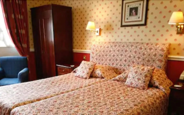 The Royal Hotel