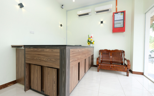 Super OYO 43935 Mancalin Hotel