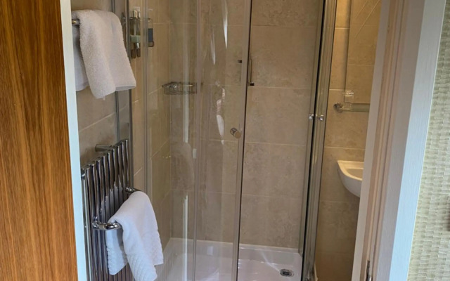 315 Bar And Restaurant