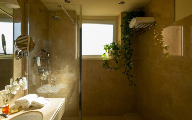 Accademia Hotel