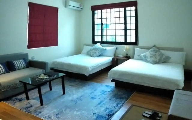 Little Time Guesthouse