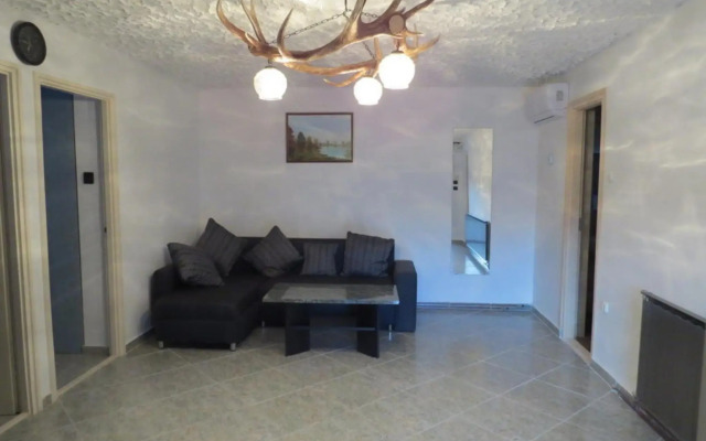 4 féröhelyes apartman