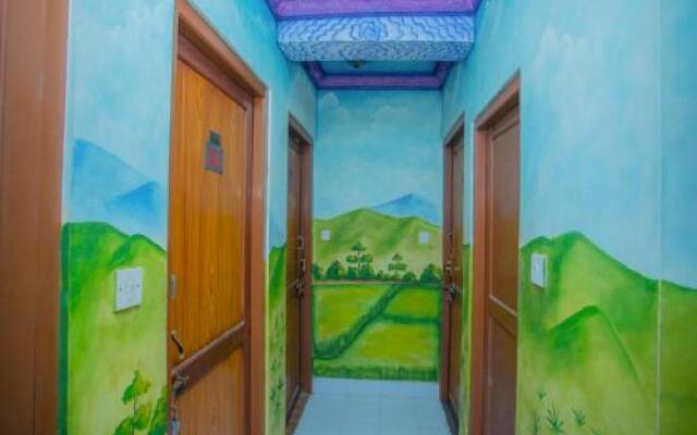 OYO 267 Hotel Tanahun Vyas