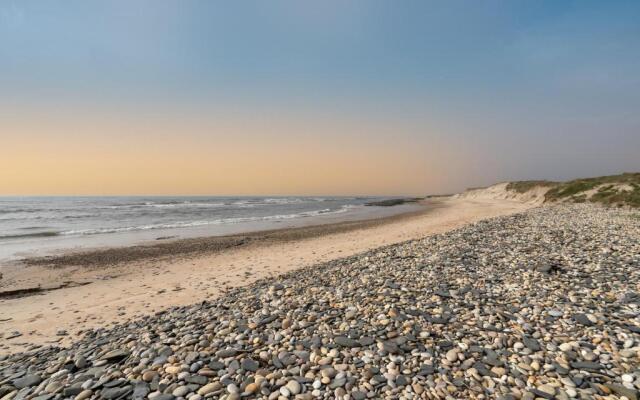 Spacious Modern Beach House - Esposende