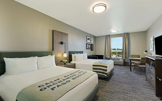 Oxford Suites Paso Robles