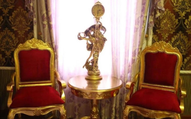 Phung Hoang Golden Hotel