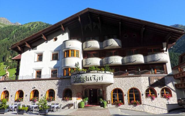 Alpenhotel Ischglerhof