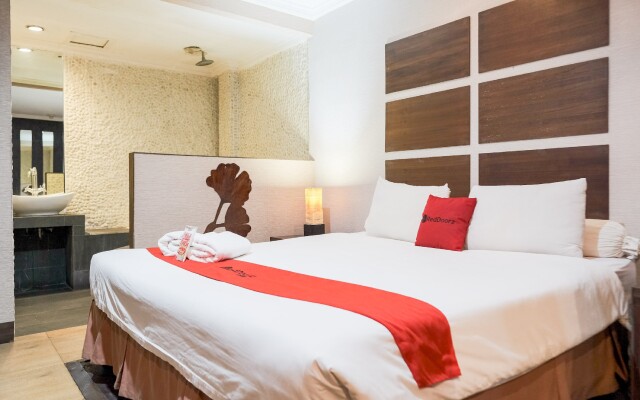 RedDoorz near WaterBoom Lippo Cikarang