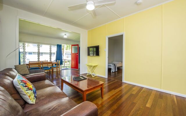 Kooyong Apartment 1