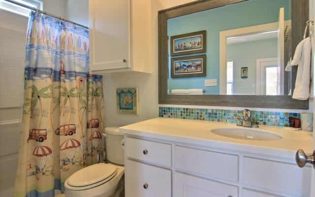 Jellyfish Home 39 by RedAwning