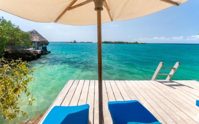 Hotel Coralina Island