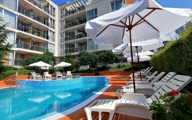 Sineva Del Sol Apartments