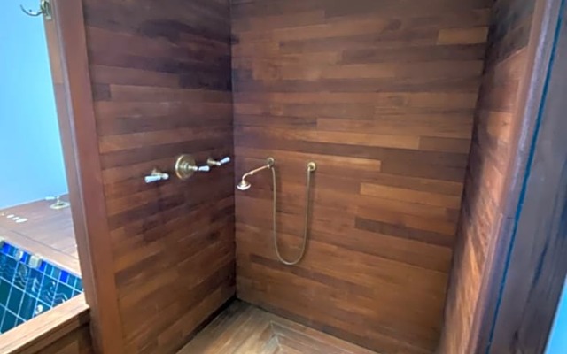 Riviera Dreams of Life