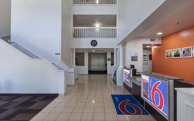 Motel 6 Bedford, TX - Fort Worth