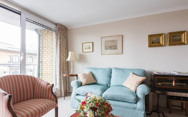 Cosy 1-bed Battersea Riverside Apartment