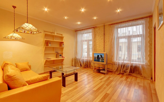 СТН на Невском 60