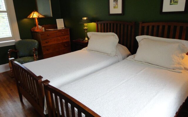 Buckingham House Bed  Breakfast