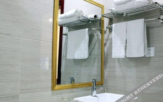 Yingfa Business Hotel