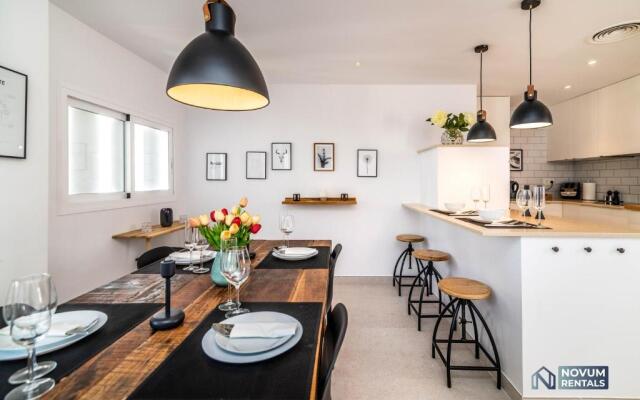 Top renovated penthouse in Los Naranjos