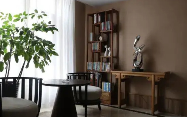 Dong Fang Hui Business Hotel
