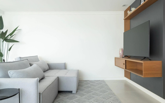 Apto vista mar 2Q prox praia Itapema SEM501