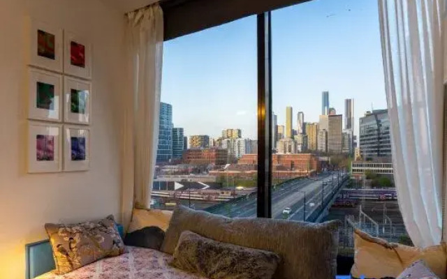 Stunning View 2B APT Free Parking in Dockland