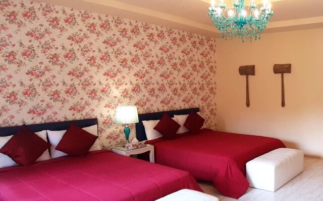 Pictory Garden Resort