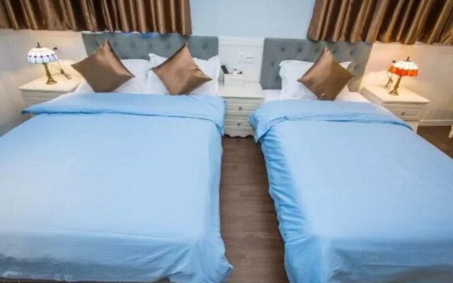 Chaozhou Two Wood Hostel