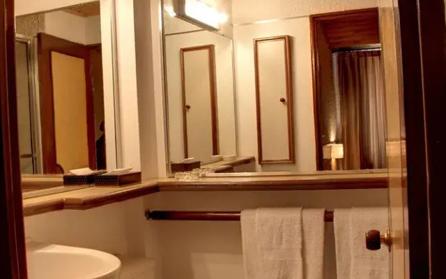 Apartamentos Suite Real 97