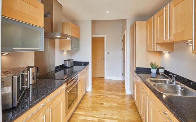 Host & Stay - Easby Hall 2