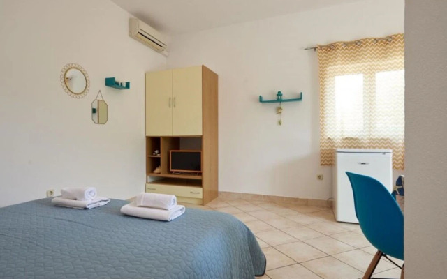 Mare - 30 m From Pebble Beach - SA2