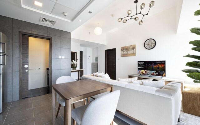 Stunning 1-bed in the Iconic Cayan Tower